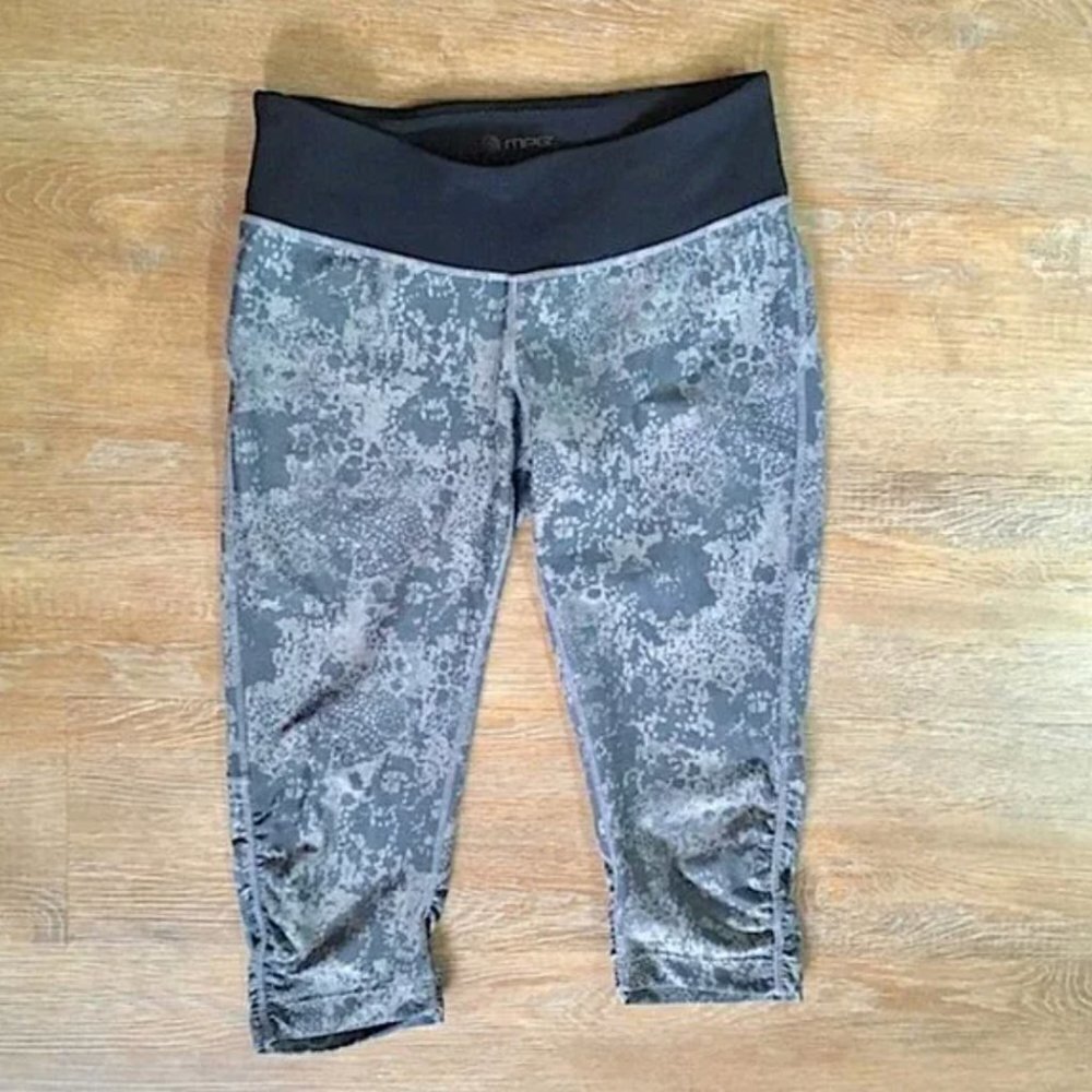 Mpg Capri Yoga crop legging marble print grey print workout leggings